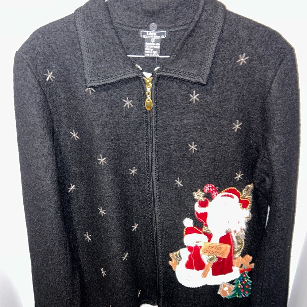 - Lisa International Women’s Christmas Sweater Size Small New With Tags